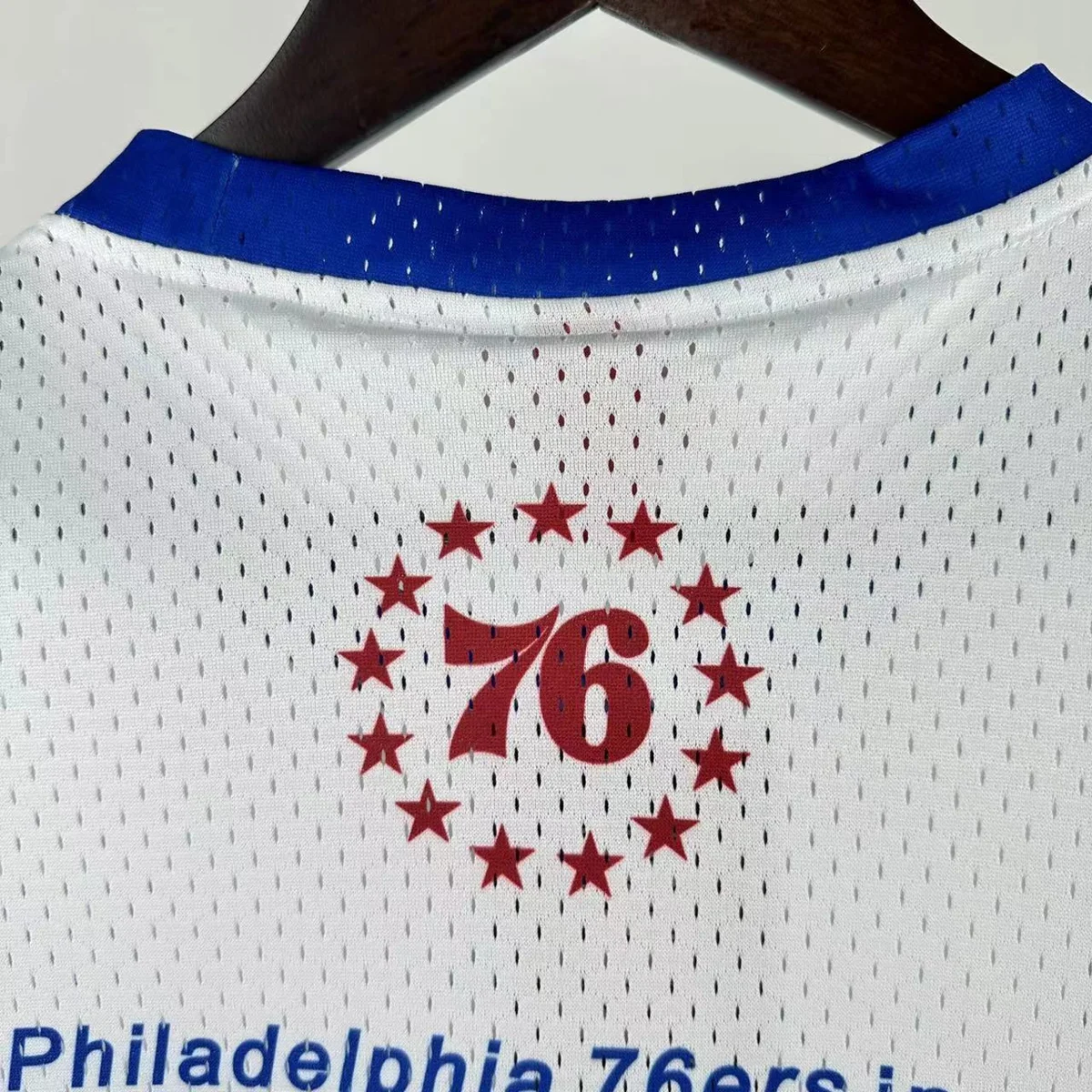 Camisa - Philadelphia 76ers (retrô)