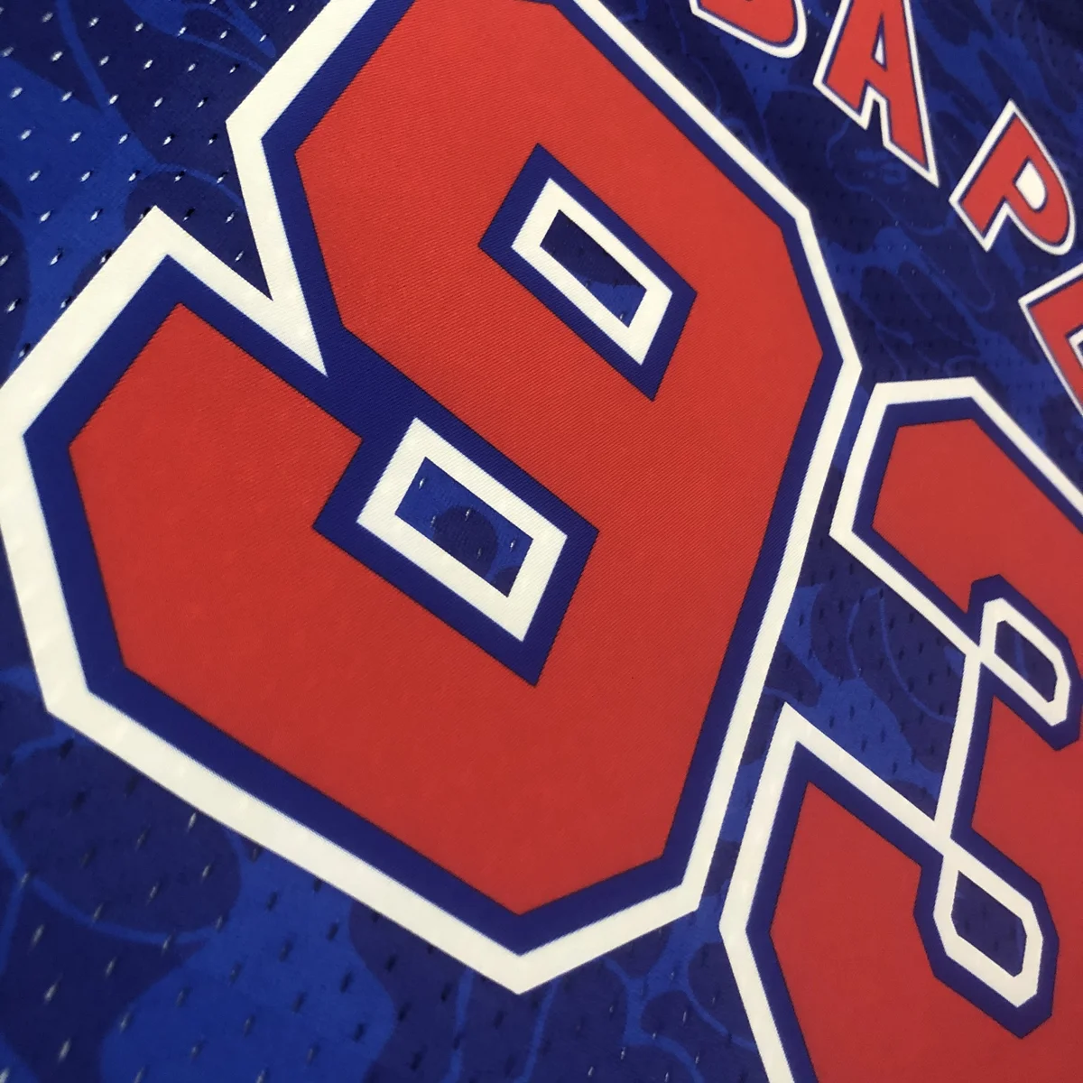 Camisa - Brooklyn Nets (edição colaborativa)