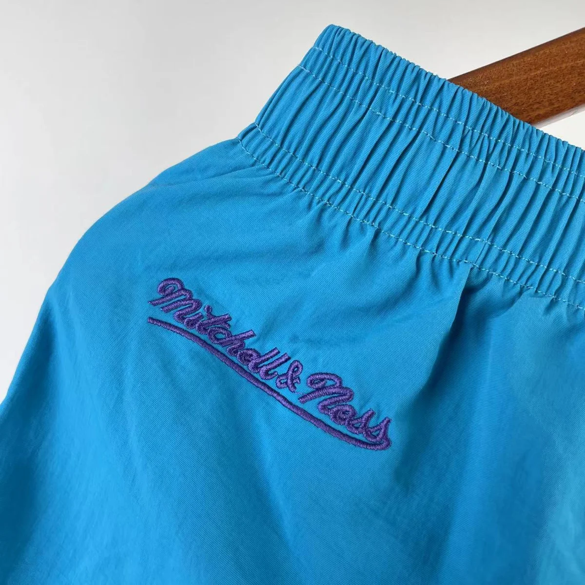Camisa - Charlotte Hornets (retrô)