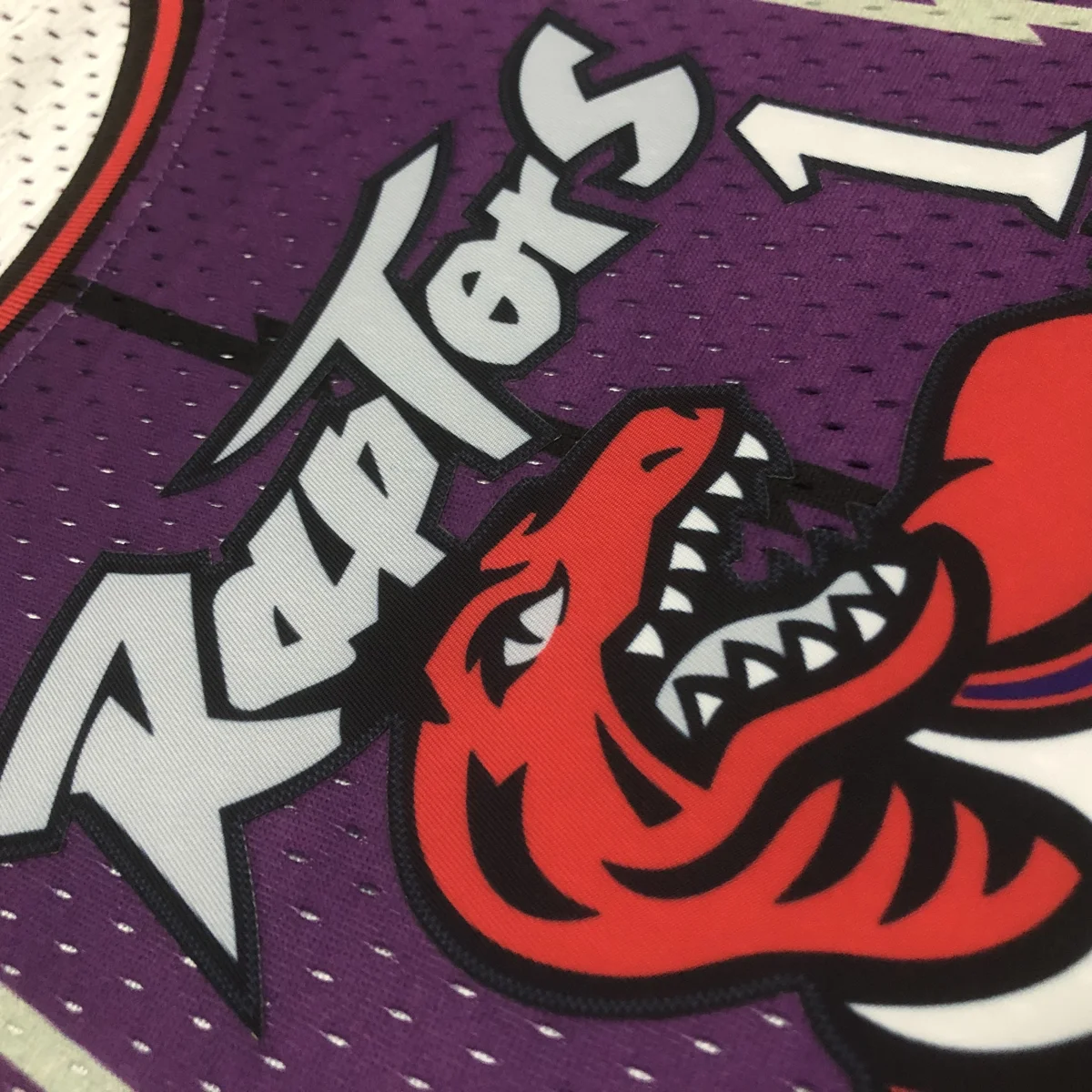 Camisa - Toronto Raptors (retrô)