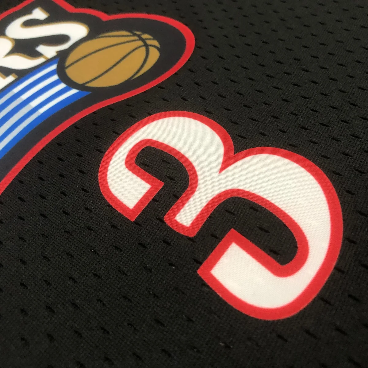 Camisa - Philadelphia 76ers (retrô)