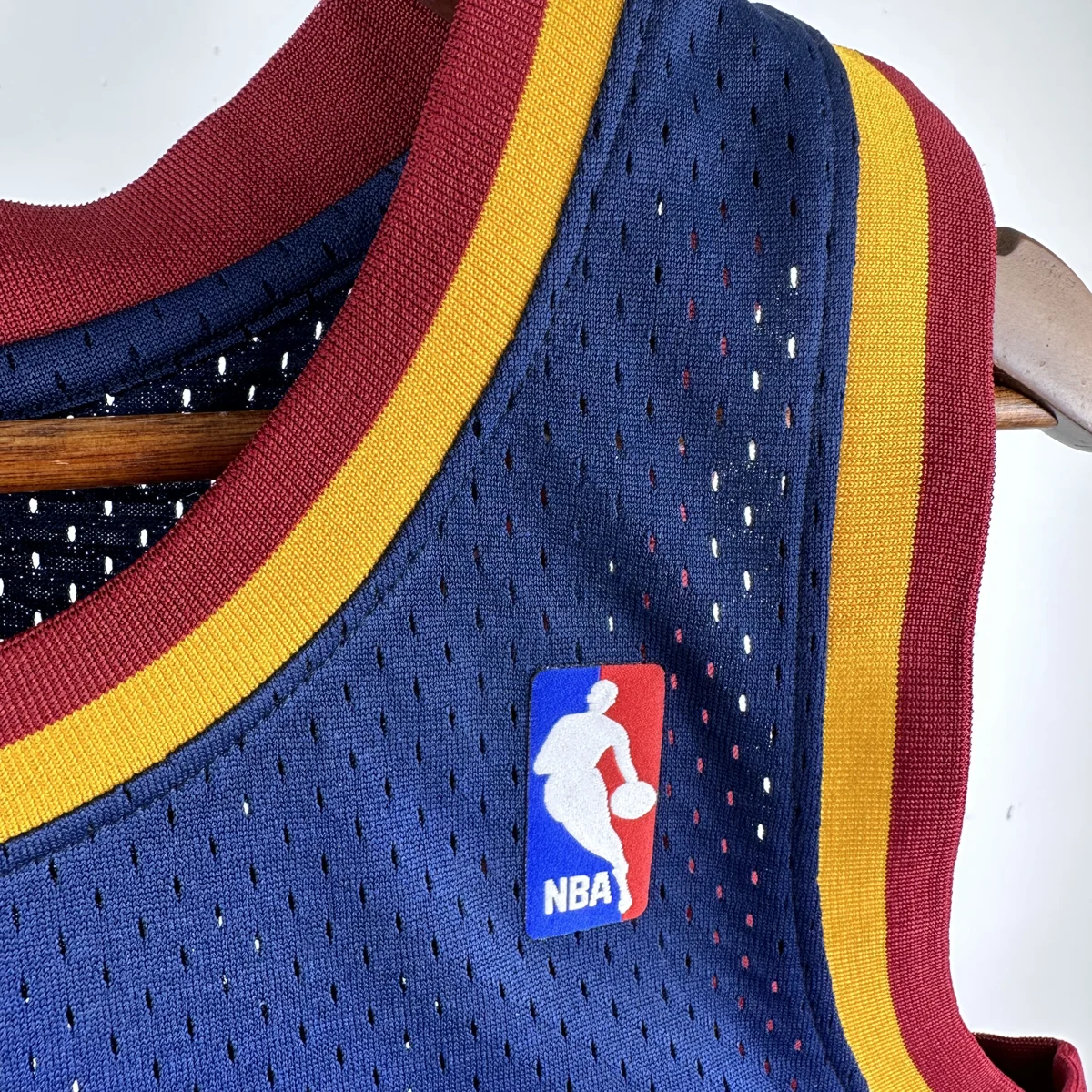 Camisa - Cleveland Cavaliers (retrô) - 11 a 12