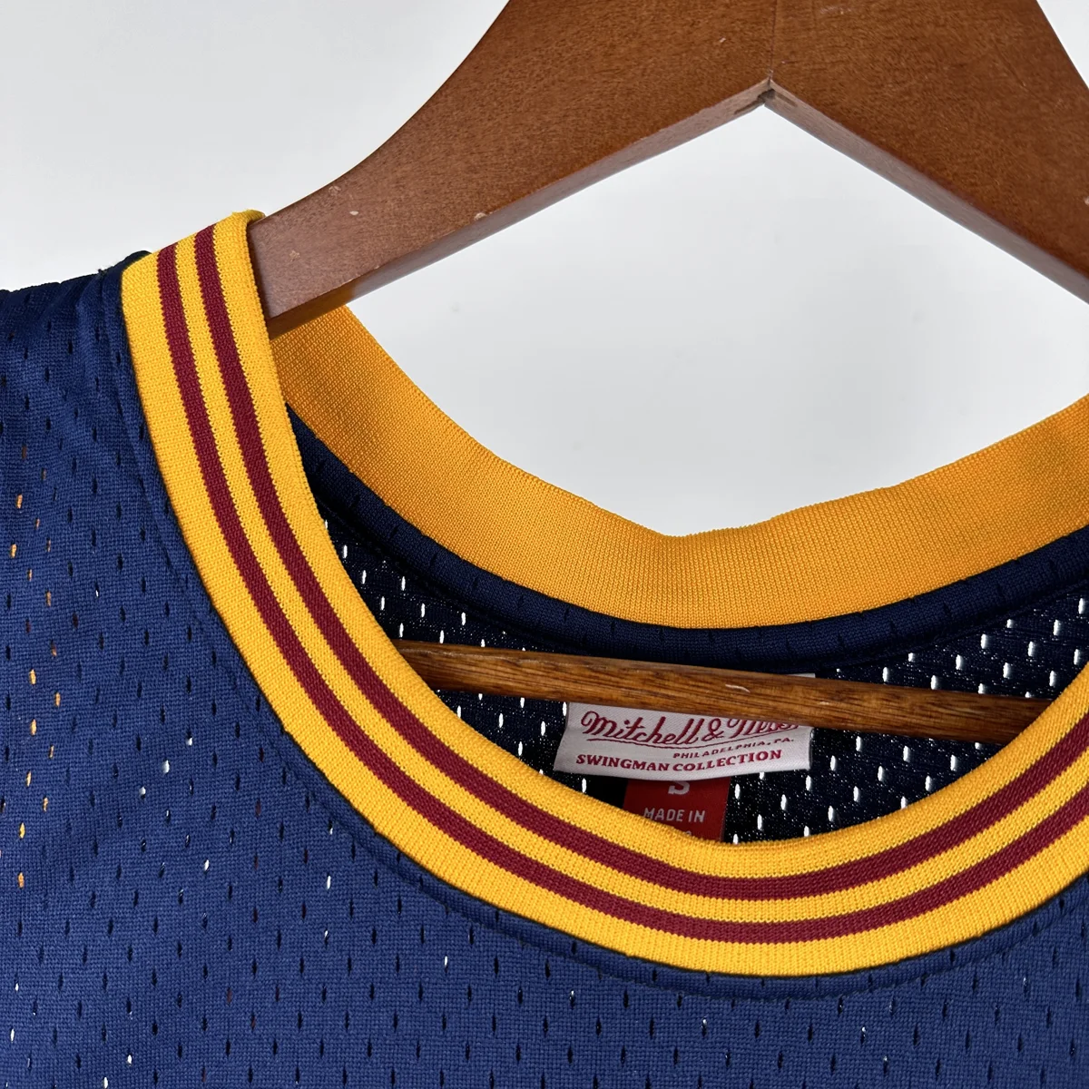 Camisa - Cleveland Cavaliers (retrô) - 15 a 16