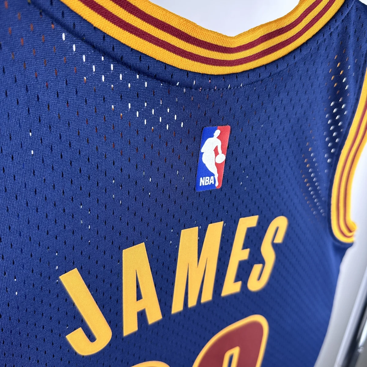 Camisa - Cleveland Cavaliers (retrô) - 15 a 16