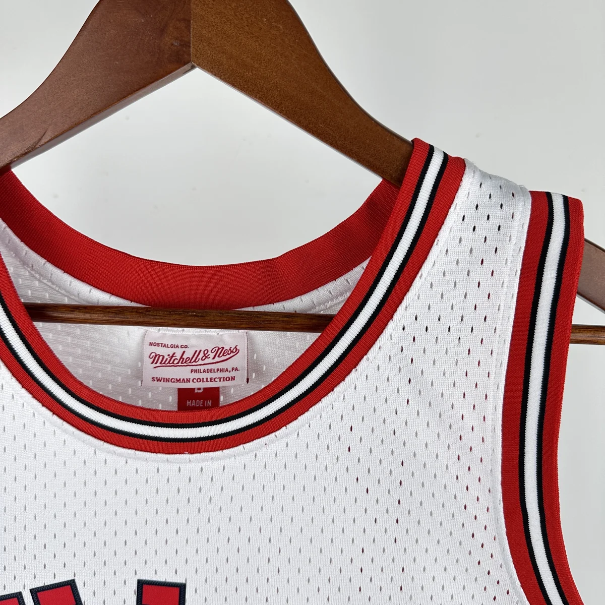 Camisa - Chicago Bulls (retrô) - 84 a 85