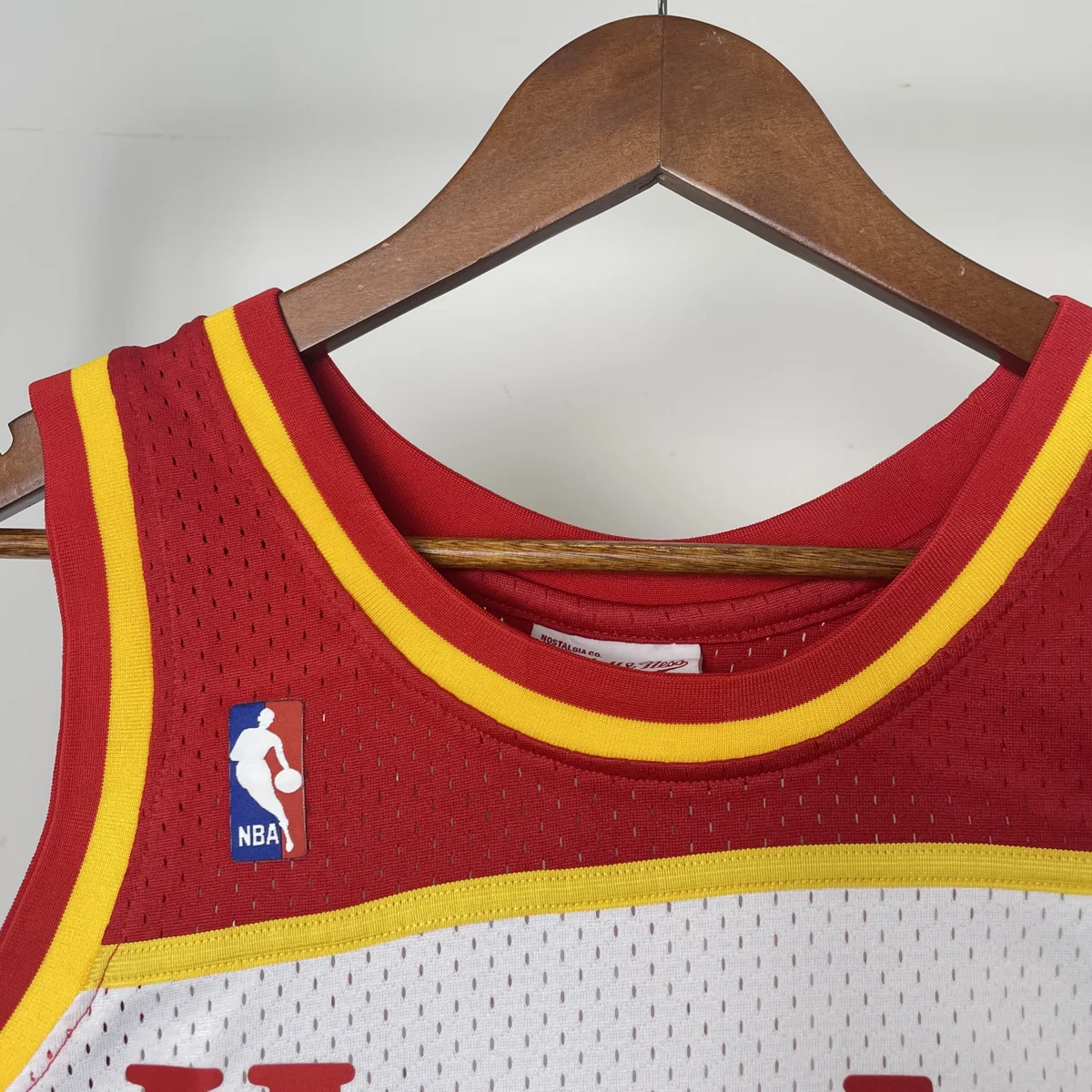 Camisa - Atlanta Hawks (retrô) - 85 a 86