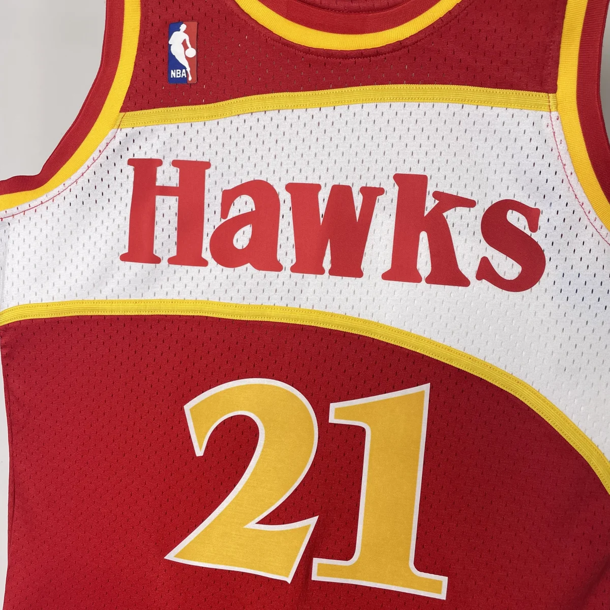 Camisa - Atlanta Hawks (retrô) - 85 a 86