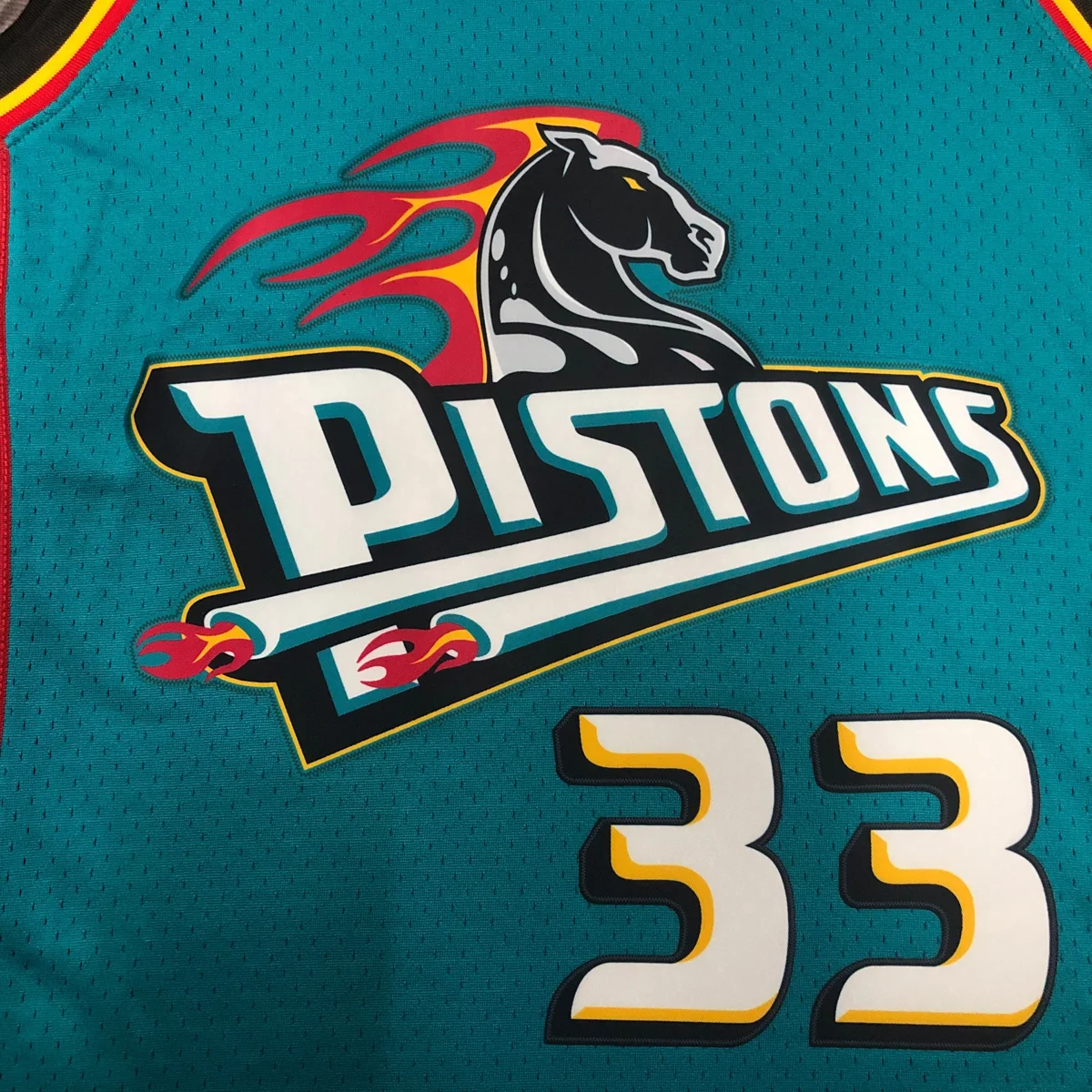 Camisa - Detroit Pistons (retrô)