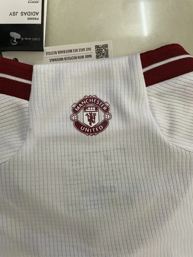 Camisa terceira - Manchester United 2023/24 - S a XXL