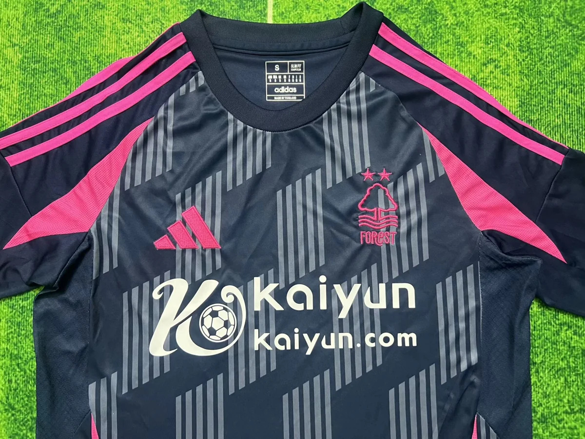 Camisa reserva - Nottingham Forest 2024/25 - S a 4XL - foto 2
