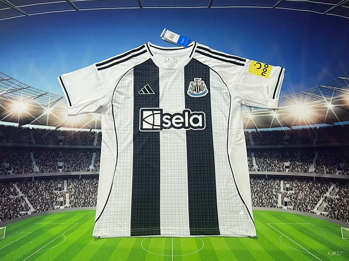 Camisa titular - Newcastle 2025/26 - S a 2XL