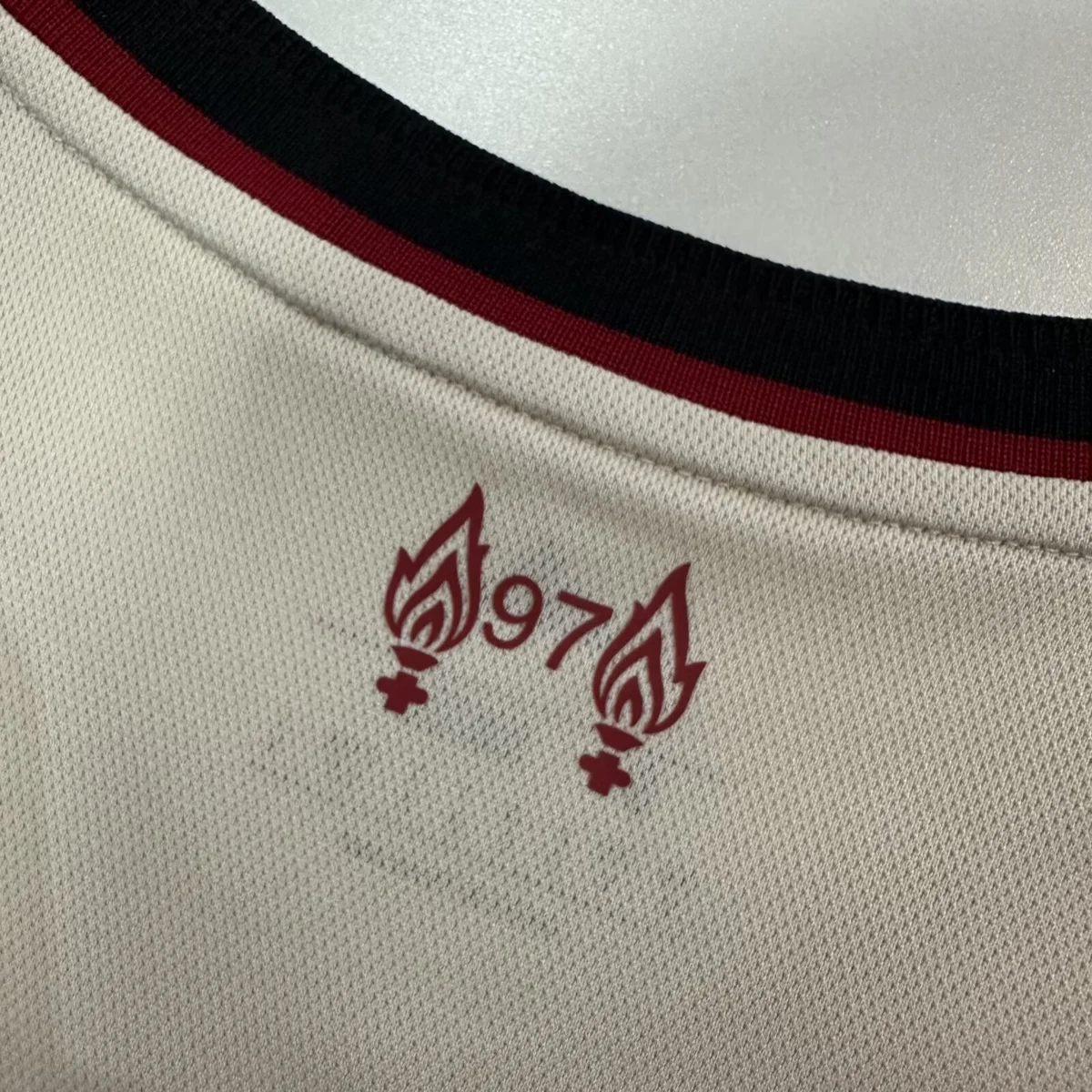 Camisa reserva - Liverpool - versão jogador - S a XXL