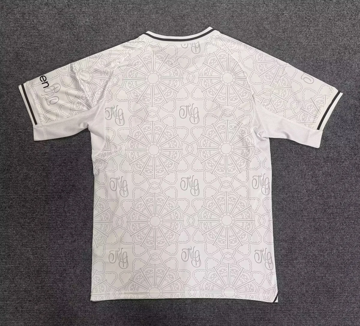 Camisa reserva - Nottingham Forest - S a 2XL