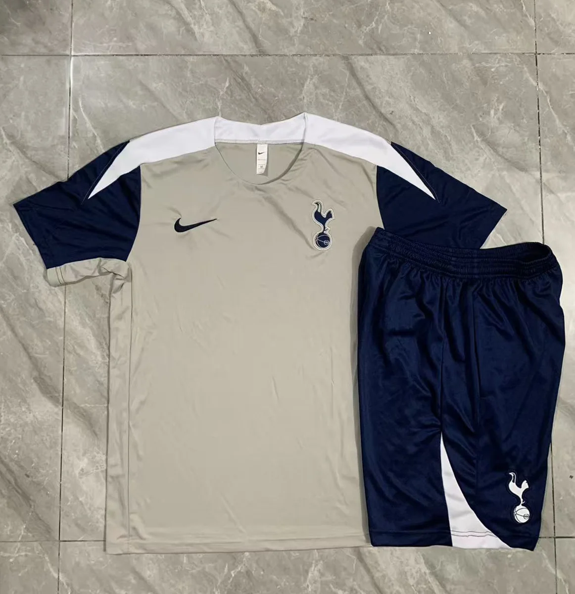 Camisa - Tottenham (manga curta)