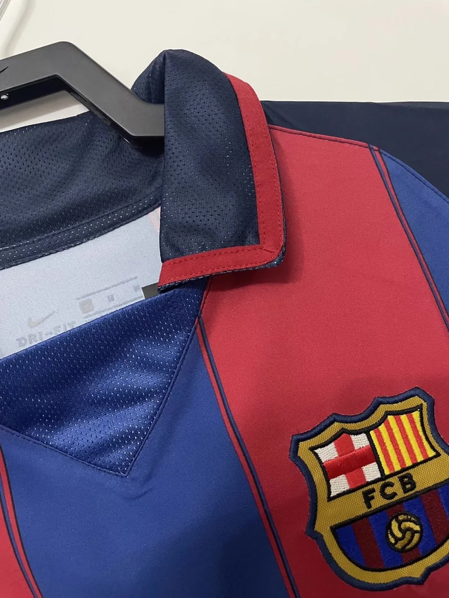 Camisa titular - Barcelona - 03 a 04 - foto 6