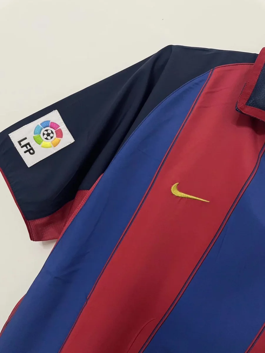 Camisa titular - Barcelona - 03 a 04 - foto 8