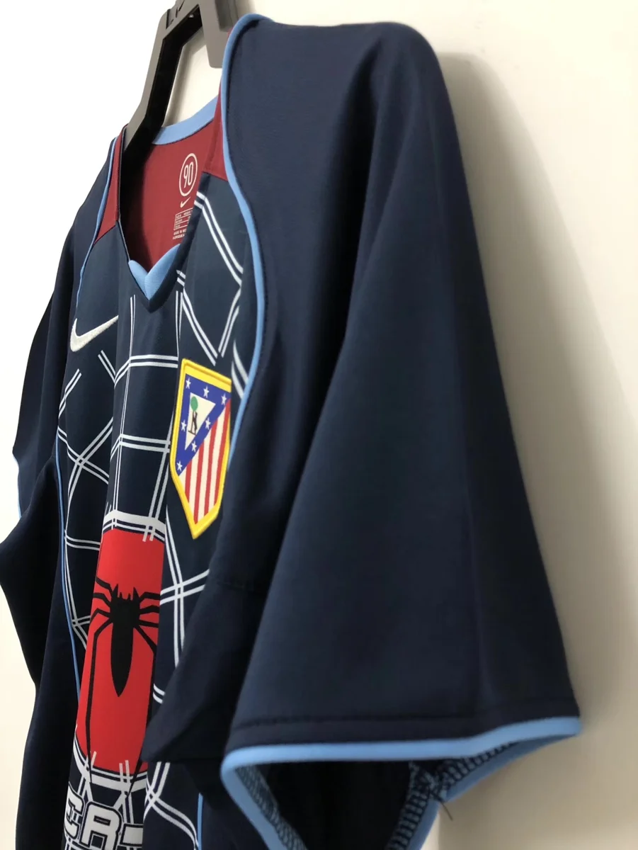 Camisa reserva - Atlético de Madrid - 04 a 05 - foto 3