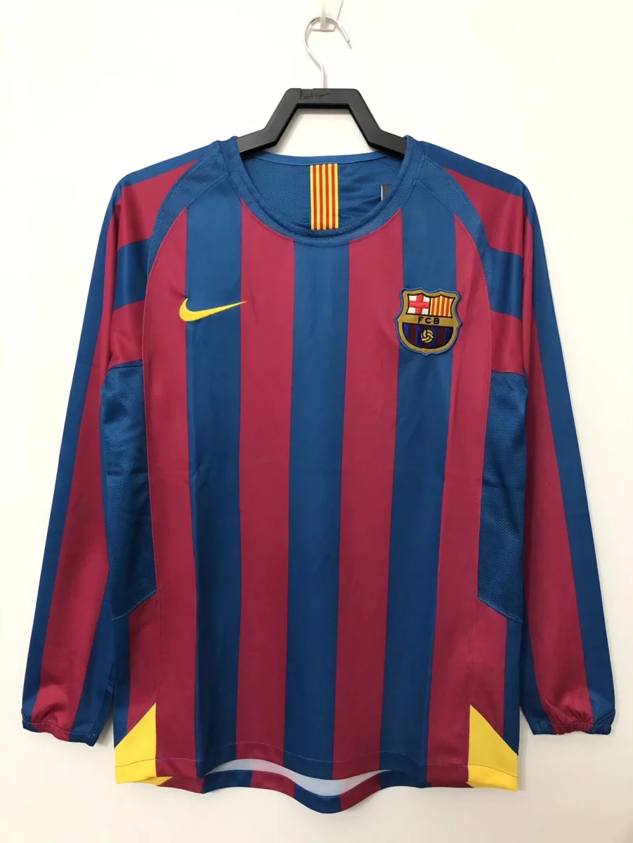 Camisa titular - Barcelona (manga longa) - 05 a 06