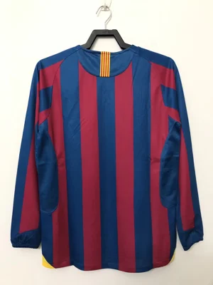 Camisa titular - Barcelona (manga longa) - 05 a 06