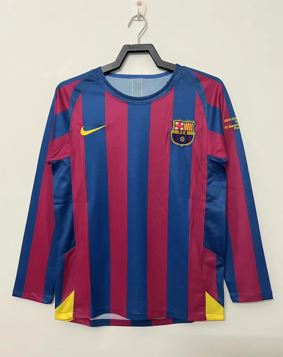 Camisa titular - Barcelona (manga longa) - 05 a 06