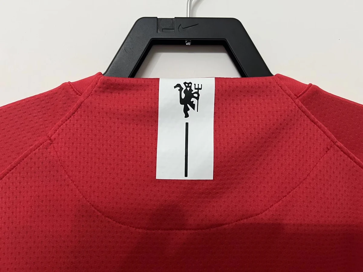 Camisa titular - Manchester United (manga longa) - 07 a 08