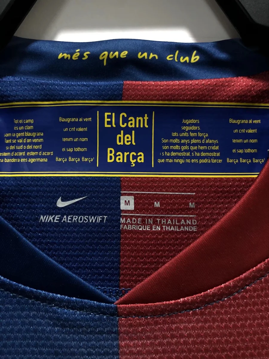 Camisa titular - Barcelona (manga longa) - 08 a 09