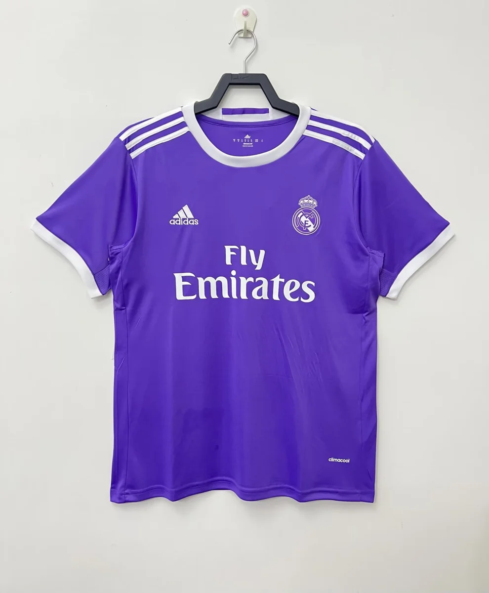 Camisa reserva - Real Madrid - 16 a 17