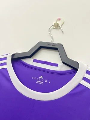 Camisa reserva - Real Madrid - 16 a 17