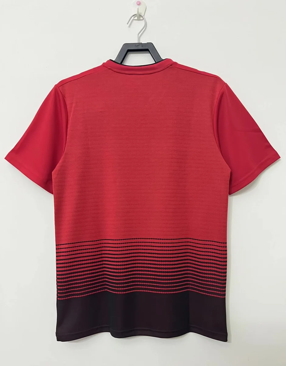 Camisa titular - Manchester United - 18 a 19