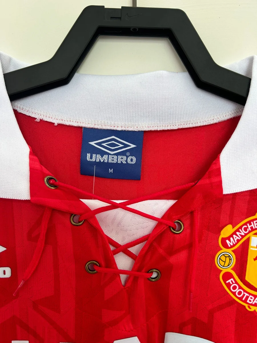 Camisa titular - Manchester United 1992/94 (manga longa)