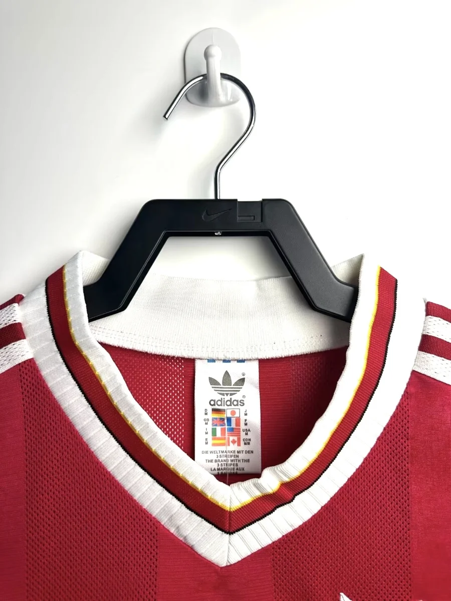 Camisa titular - Liverpool 1995/96 (manga longa)