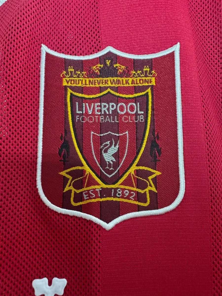 Camisa titular - Liverpool 1995/96