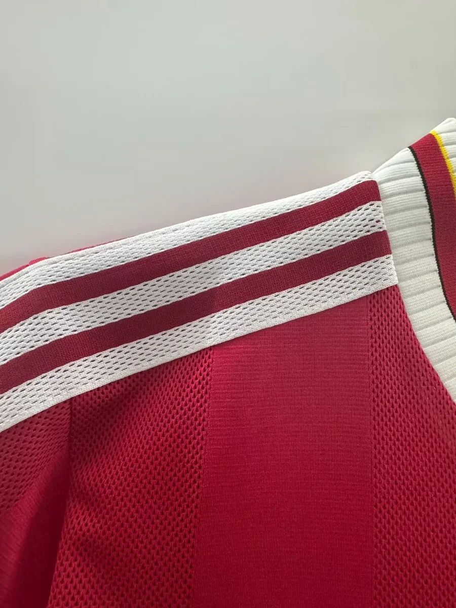 Camisa titular - Liverpool 1995/96
