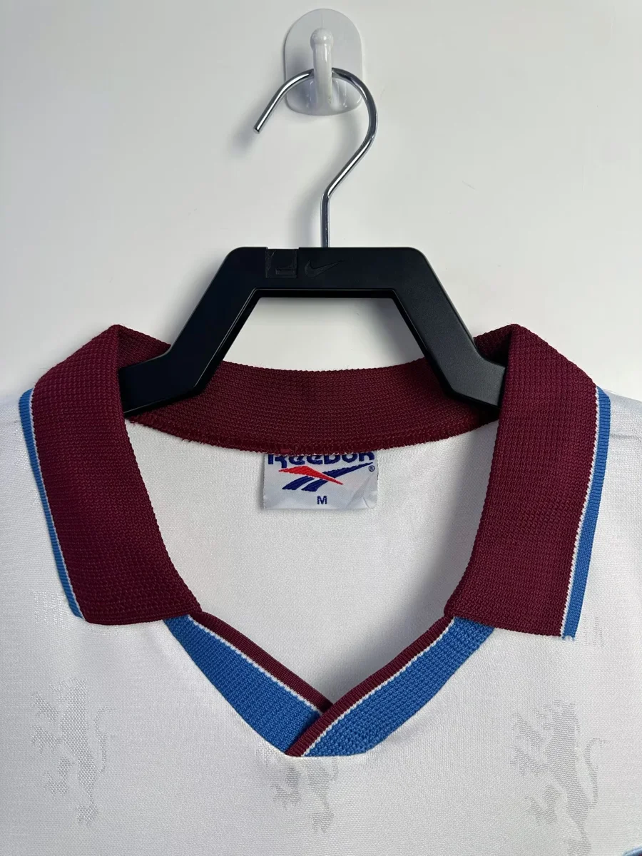 Camisa reserva - Aston Villa 1995/96 - foto 5