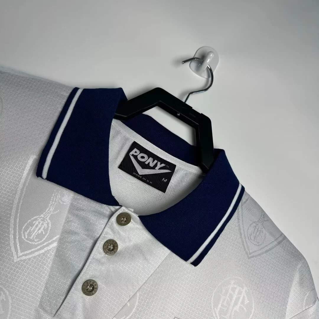 Camisa titular - Tottenham 1995/97 - foto 8