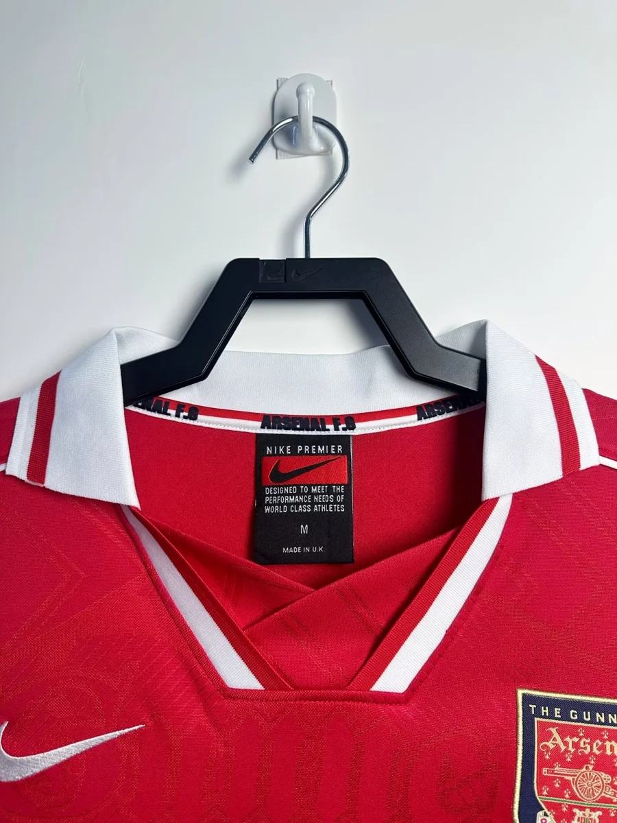 Camisa titular - Arsenal 1996/97 (manga longa)