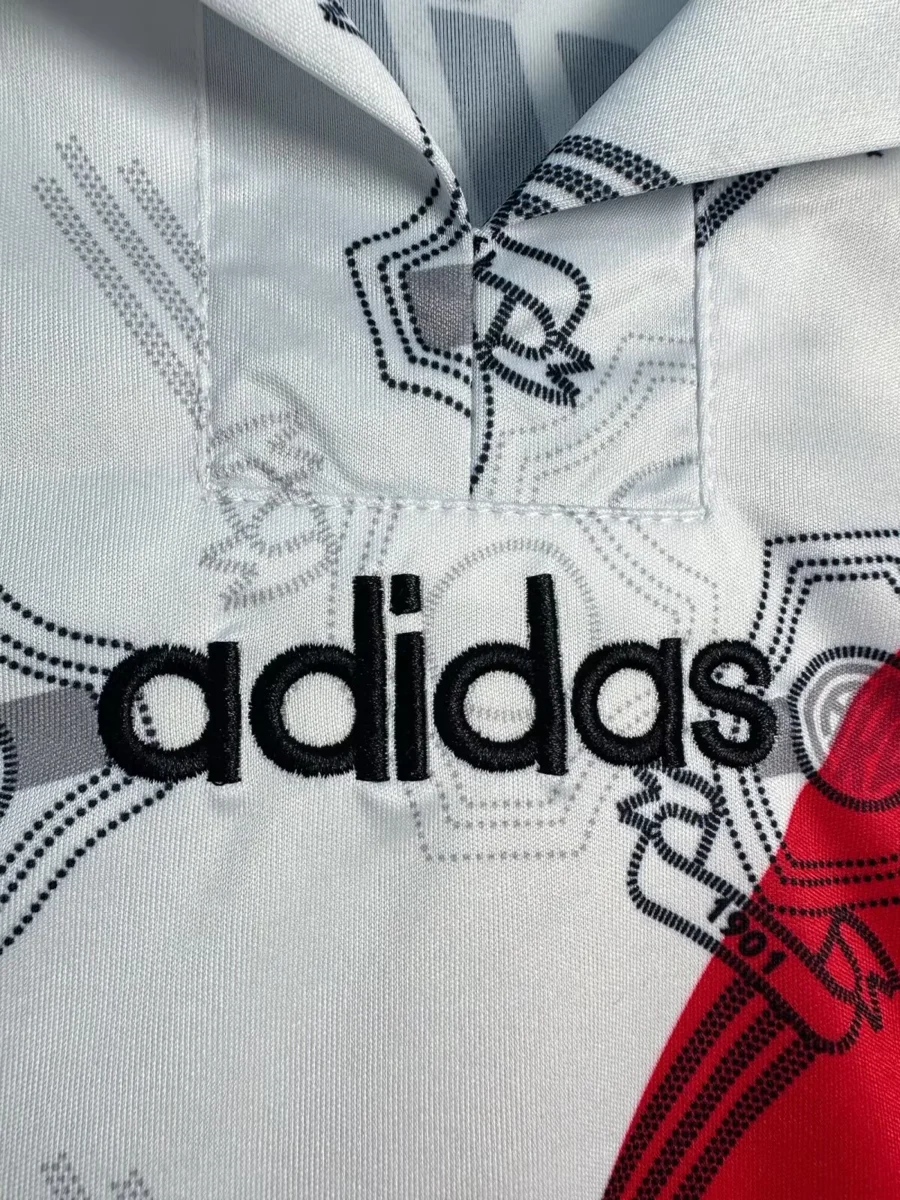 Camisa titular - River Plate 1996/97 - foto 6
