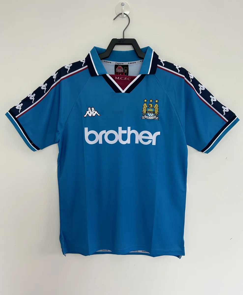 Camisa titular - Manchester City 1997/98 - foto 8