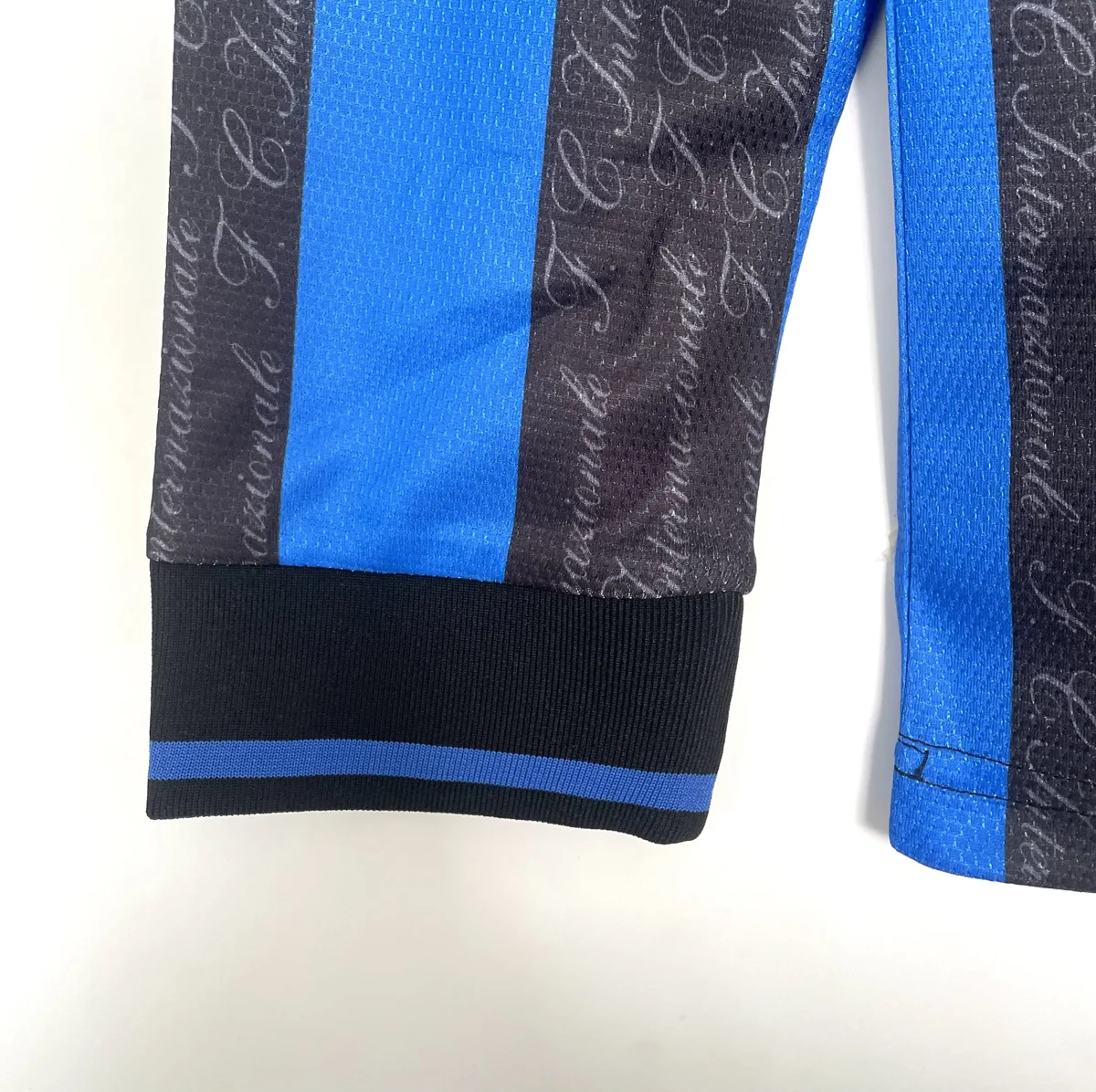 Camisa titular - Inter de Milão 1997/98 (manga longa)
