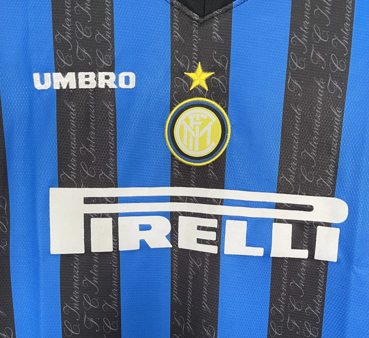 Camisa titular - Inter de Milão 1997/98 (manga longa)