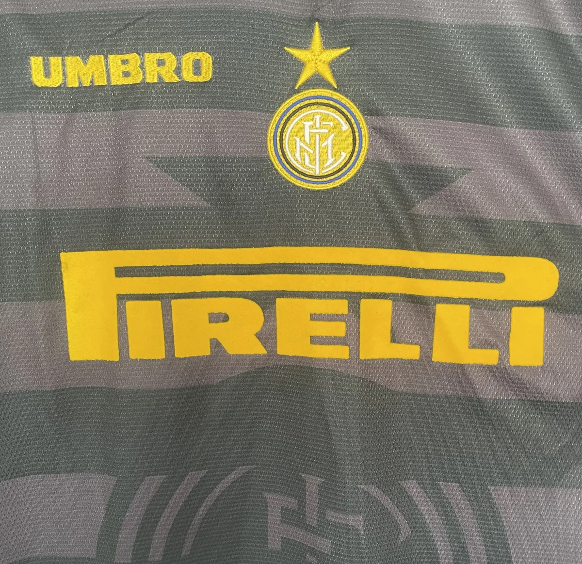 Camisa reserva - Inter de Milão 1997/98 (manga longa)