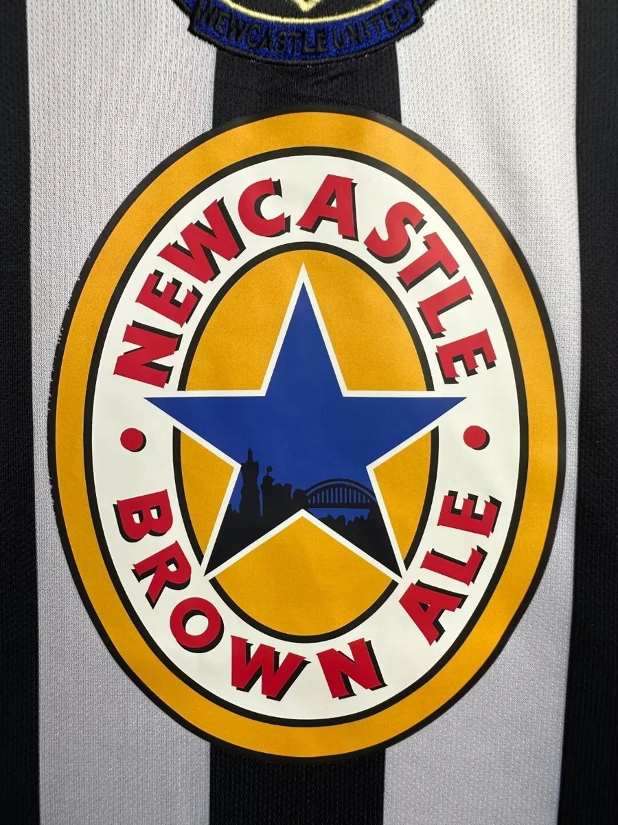 Camisa titular - Newcastle 1997/99 (manga longa)