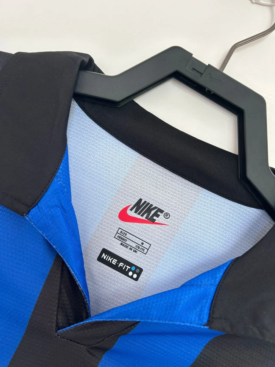 Camisa titular - Inter de Milão 1998/99 (manga longa)