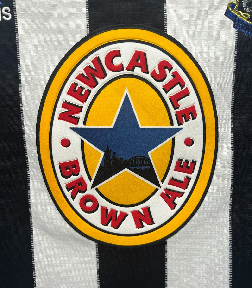 Camisa titular - Newcastle 1999/00