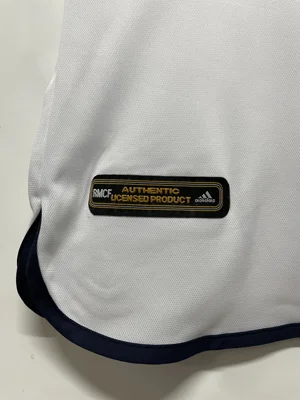 Camisa titular - Real Madrid 2000/01