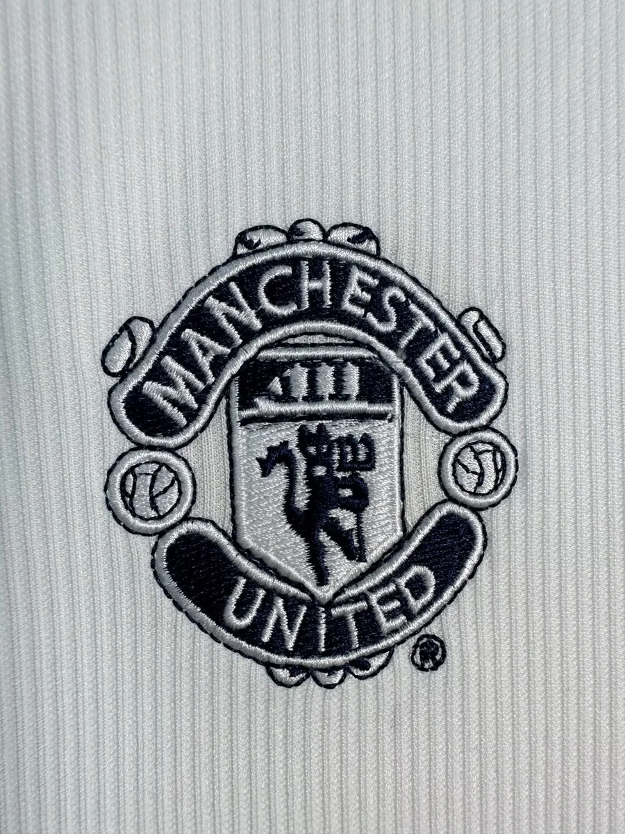 Camisa reserva - Manchester United 2000/01 (manga longa)