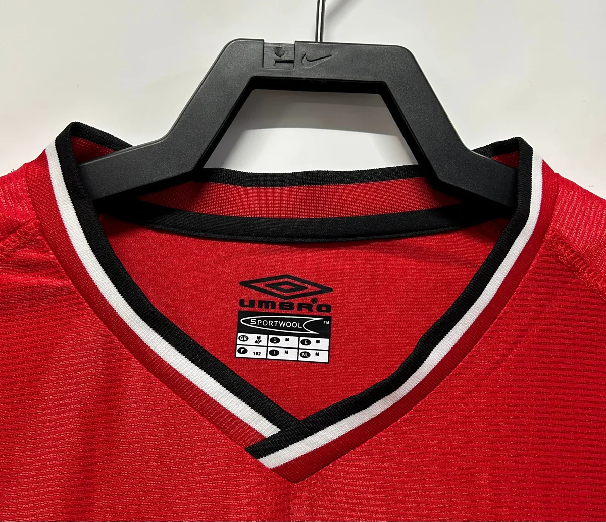 Camisa titular - Manchester United 2000/02