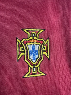 Camisa titular - Portugal 2000