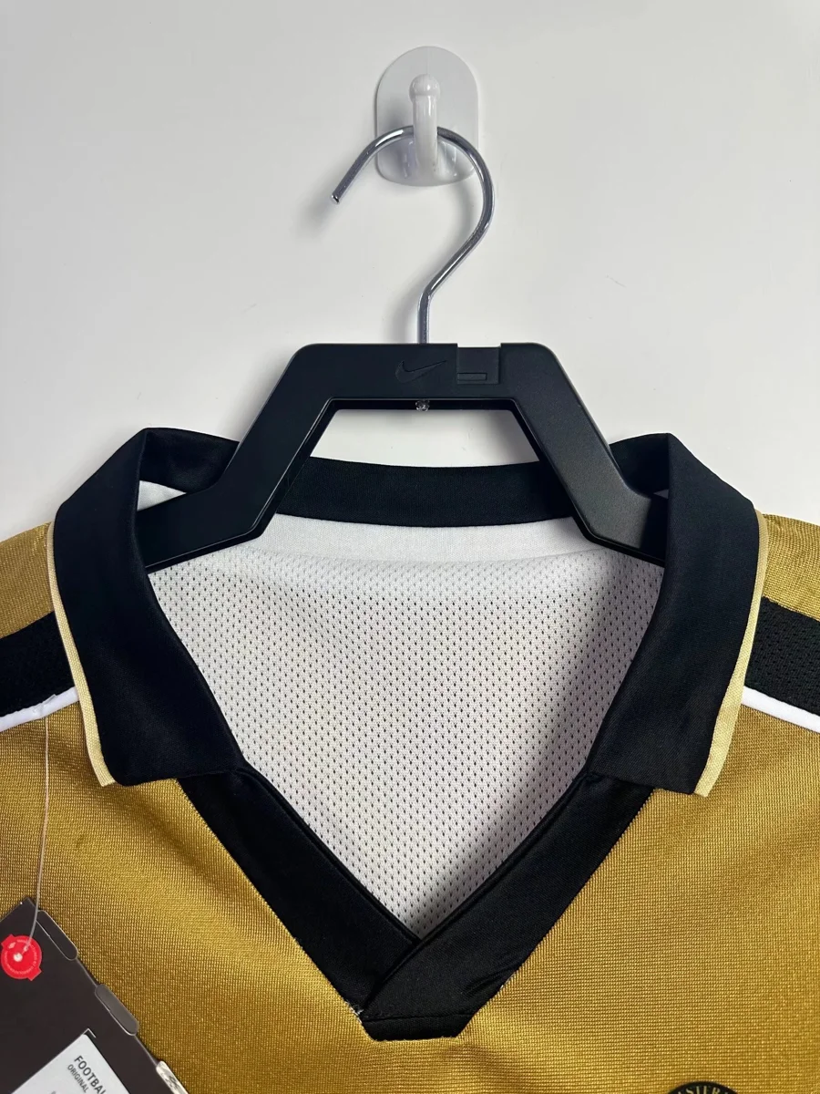 Camisa - Manchester United 2001/02 (comemorativa)