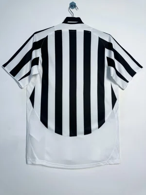 Camisa titular - Juventus 2003/04